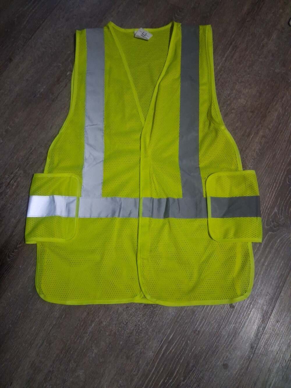 High Visibility Reflective Mesh Safety Vest Neon Yellow. Medium/ Large
